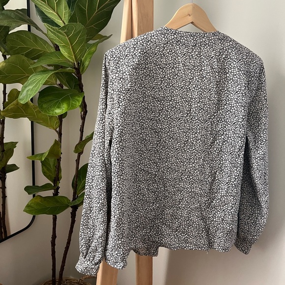 Vintage VTG Liz Claiborne Blouse Floral 4 Medium 80s Secretary - Picture 3 of 5